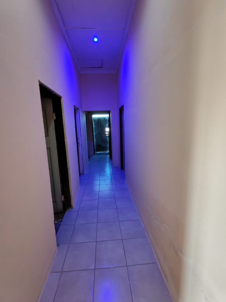 8 Bedroom Property for Sale in Sydenham Eastern Cape